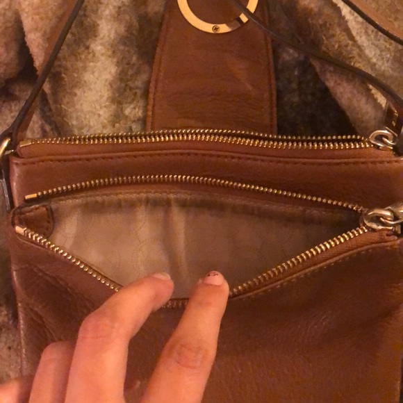 COPY - MK small crossbody *HAS FLAWS* - Picture 4 of 8